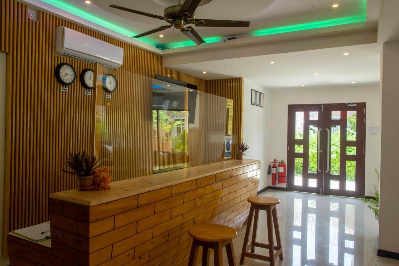 Grand Beach Dhigurah Dhigurah  Exterior foto