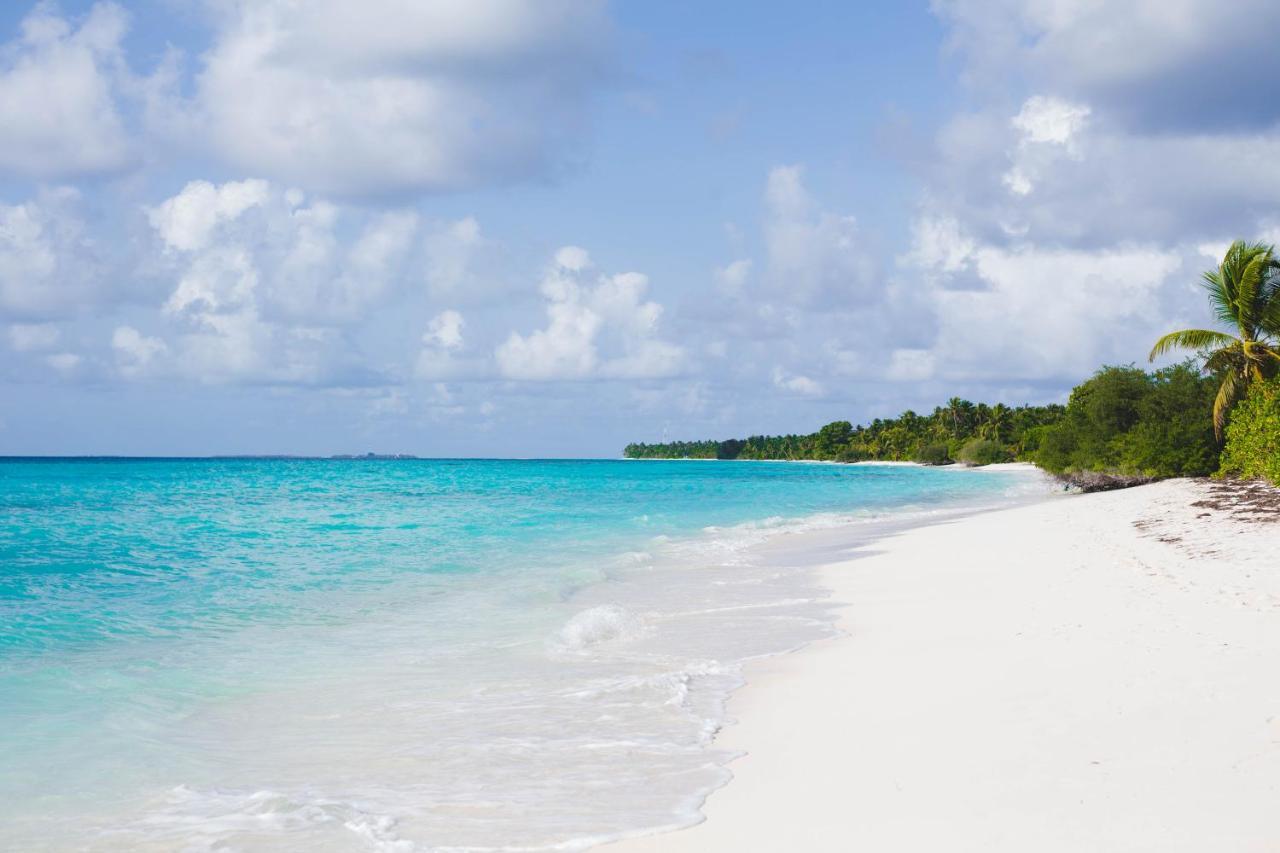 Grand Beach Dhigurah Dhigurah  Exterior foto