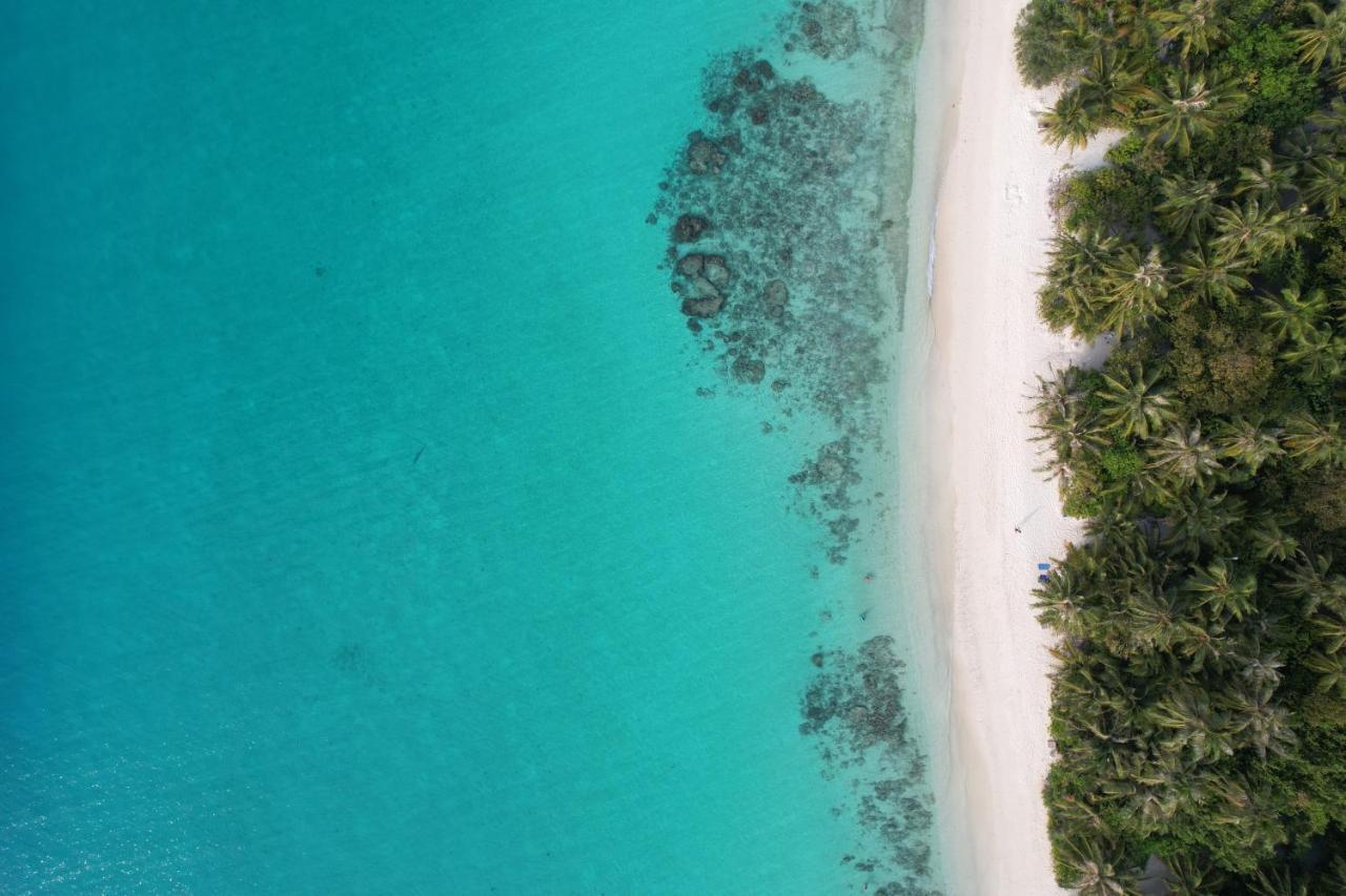 Grand Beach Dhigurah Dhigurah  Exterior foto