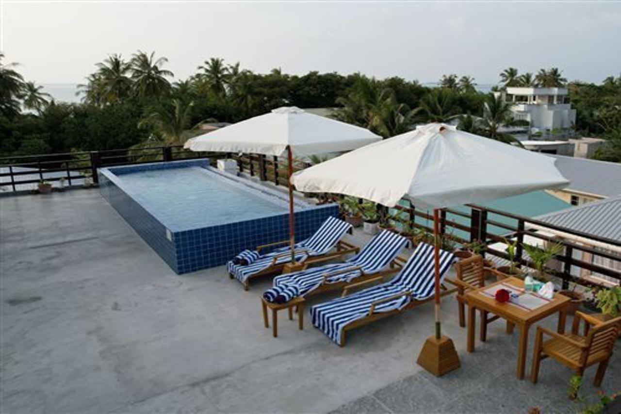 Grand Beach Dhigurah Dhigurah  Exterior foto